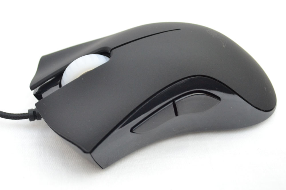 Mouse with scroll wheel